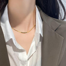 AWT-179 Thin Snake Chain